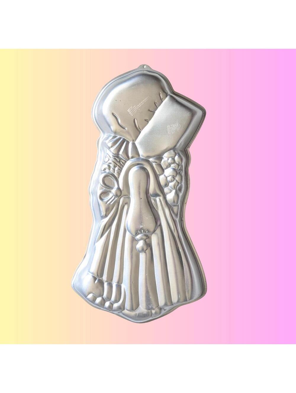 1975 Vintage Wilton Holly Hobbie Cake Pan - Cottagecore Baking Pan
